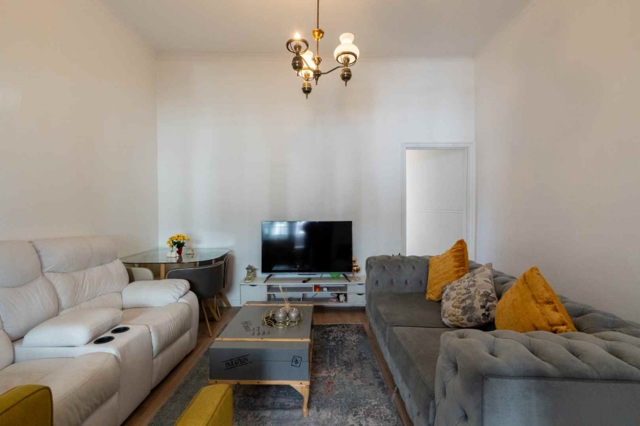 2 Bedroom Property for Sale in Sea Point Western Cape